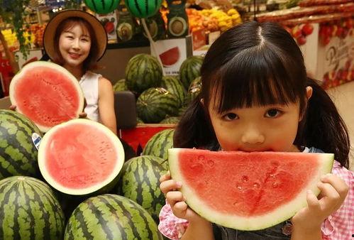 娱乐吃瓜菌生活中,吃瓜菌带你领略幕后风云